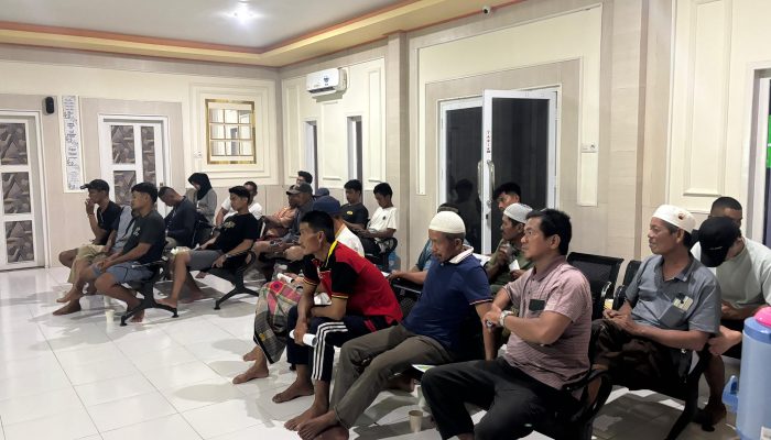 Gebrakan Mahasiswa Polbangtan Gowa di Sidrap: Tabela Paralon Jadi Primadona Petani Bulo Wattang Menuju IP 300