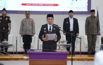 Bupati Enrekang Lantik 80 Pejabat, Yusuf Ritangnga Tekankan Integritas dan Pelayanan Publik