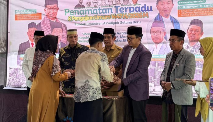 Ketua Yayasan As’adiyah Dr. Bunyamin Yapid Tekankan Peran Alumni dan Santri dalam Menjaga Warisan Pemikiran