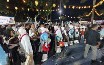 Tangis Haru Iringi Keberangkatan 361 CJH Kloter 40 Sidrap Menuju Mekkah