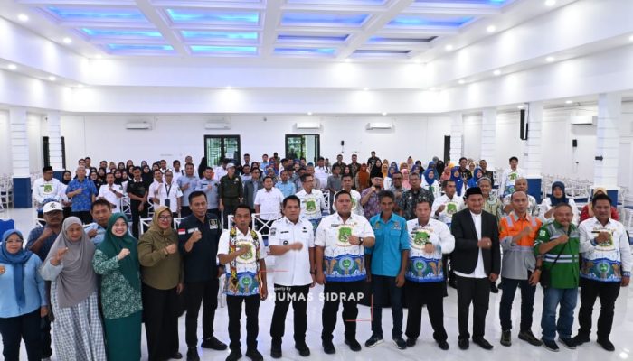 Syaharuddin Alrif Sambut Puluhan Warga Kukar Kaltim Belajar Pertanian di Sidrap 