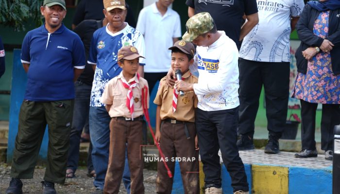 Syaharuddin Alrif Sambangi Sekolah Terpencil di Tana Toro, Janjikan Beasiswa untuk Siswa Berprestasi