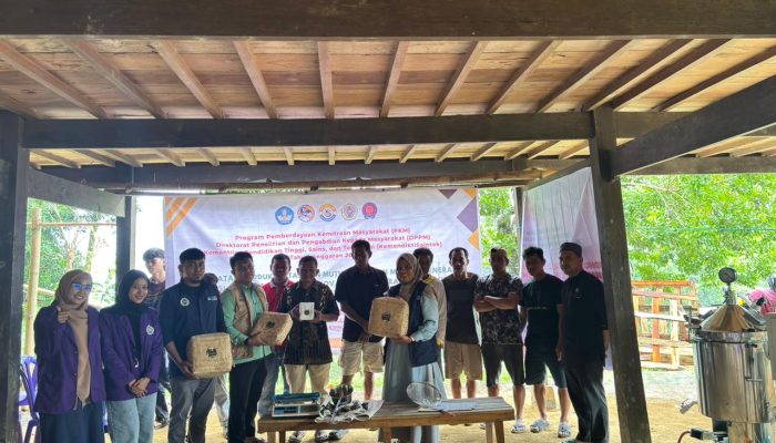 UNIMEN Kembangkan Gula Aren Enrekang Menuju Pasar Nasional Melalui Teknologi dan Digitalisasi