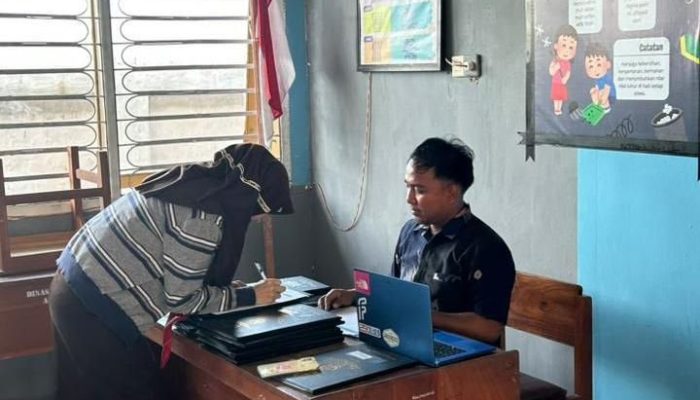SMAN 11 Sidrap Laksanakan Pembagian Rapor Kenaikan Kelas