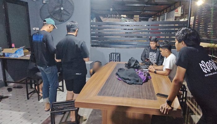 Kurang dari 24 Jam, Polres Sidrap Ringkus Pencuri Tas Jamaah Masjid Al Manar di Pinrang