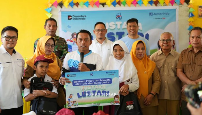 Belajar Makin Semangat, Siswa SD Negeri 4 Wanio Dapat Dukungan dari Jamkrindo