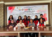 Elva Bonita Nathania Salempang Mahasiswa KKN Unhas Manfaatkan Limbah Kulit Nanas Menjadi Lilin Aromaterapi di Desa Tabarano, Luwu Timur