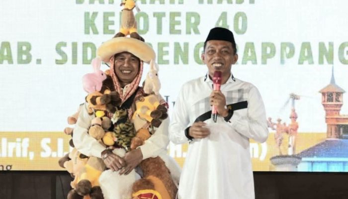 Tangis Haru Sambut Kepulangan Jemaah Haji Sidrap, Bupati Targetkan Kuota Tembus 1.000 Orang