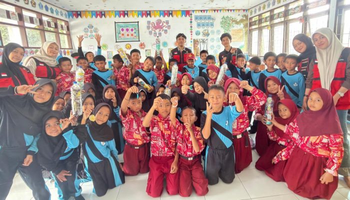 Andi Besse Tenri Rugaya B Mahasiswa KKN-T Pemberdayan Desa 116 Unhas Desa Hulo Laksanakan Program kerja Mandiri “KOMPAS”