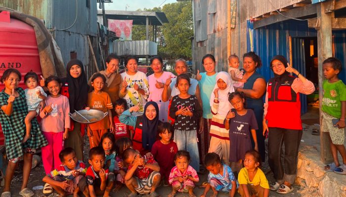 Mahasiswa KKN-T Inovasi Desa 116 Edukasi Pemanfaatan Kulit Udang Menjadi Kaldu Bubuk Bernilai Tambah di Desa Kanaungan