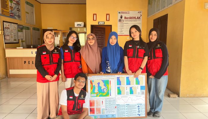Mahasiswa KKN-T 116 UNHAS Hadirkan Media Informasi Oseanografi bagi Masyarakat di Kelurahan Watang Suppa.