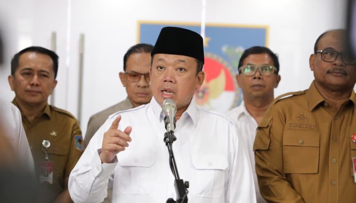 Menteri Nusron Tutup Ruang Gerak Mafia Tanah Melalui Transformasi Pelayanan Pertanahan. 