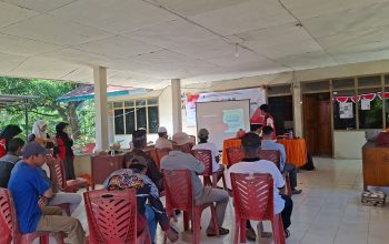 Kenalkan System Hidroponik Mahasiswa KKN-T Unhas 116 Edukasi Masyarakat Tentang Tanaman Tampa Tanah.