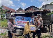 Peringati Hari Lalu Lintas Bhayangkara, Satlantas Polres Bone Hadir Bantu Warga Kurang Mampu