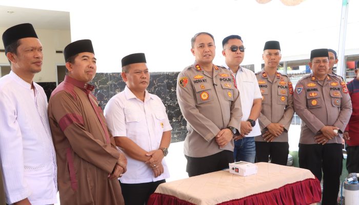 Bangun Sumur Bor di Masjid Darul Abrar, Warga: Terima Kasih Kapolres Sidrap