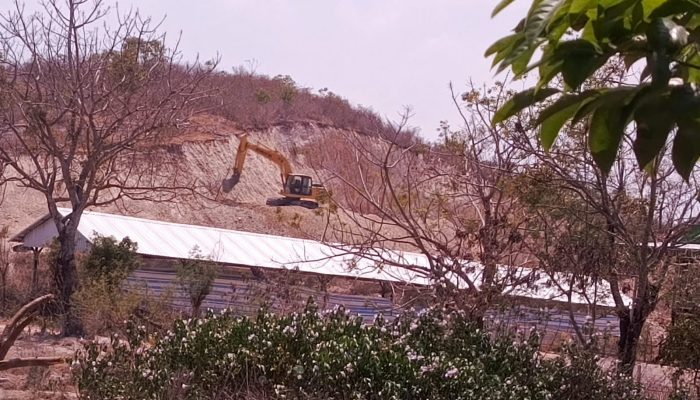 Galian C Diduga Tanpa Izin Keruk Bulu Libue, DLH Sidrap Segera Turun Menelusuri
