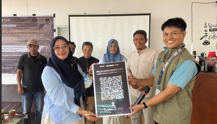UNIMEN dan Warga Merawat Ingatan Benteng Alla’ lewat Dokumentasi