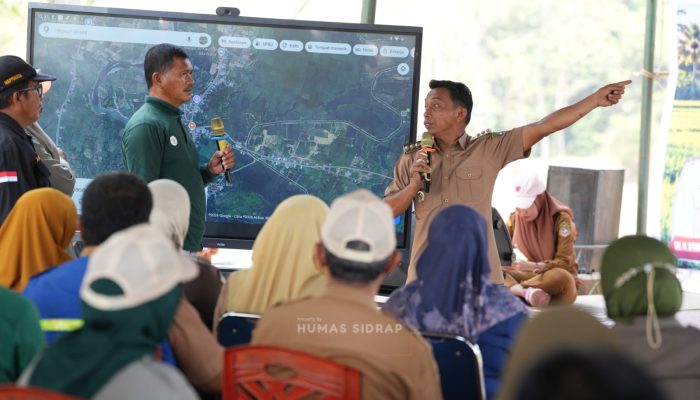 Mappadendang di Desa Bila, Bupati Syaharuddin Motivasi Petani Tingkatkan Hasil Panen