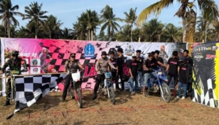Pembukaan Balap Ojek Gabah Lamellang Racing Team Season 1 2026 Resmi Di Gelar Di Sirkuit Lamellong Bone. 