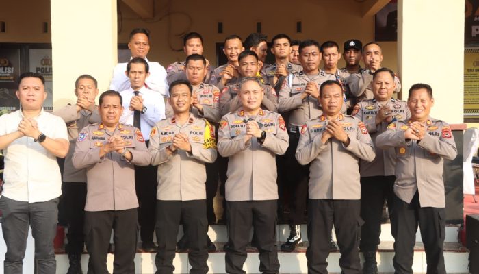 Kapolres Sidrap Sambangi Polsek Pitu Riase, Tekankan Disiplin, Integritas, dan Pelayanan Humanis